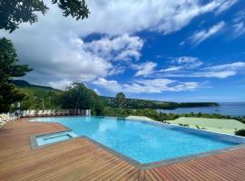 Le Rayon Vert - Hôtel & Restaurant VUE SUR MER, three-star hotel in Deshaies