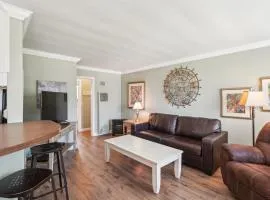 1 Bed Beach Condo #131