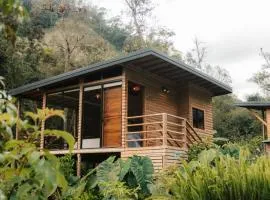 EcoHotel Cantos del Rio