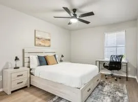 The Chandler 421 I Spacious 1 Bed 1 Bath
