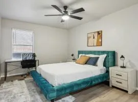 The Chandler 426 I Spacious 1 Bed 1 Bath