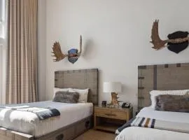 1535A Guest Room STARR By Stowe Mountain Rentals
