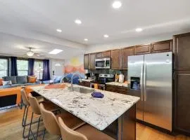 Moshannon Tree-Lined Pocono Retreat w Hot Tub Firepit Pool Table