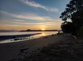 Happy Monkeys, alojamento na praia em Puerto Jiménez