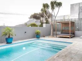 BALI SUITE in Camps Bay