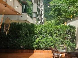 lindo apartamento com linda área externa no Recreio