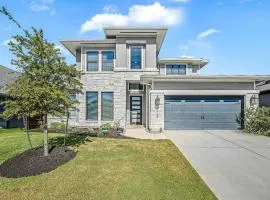Stunning Austin Home with Office and Yard