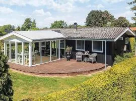 6 person holiday home in Karrebæksminde
