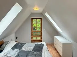 4 Bedroom Stunning Home In Bandholm