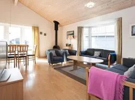 6 person holiday home on a holiday park in Gråsten