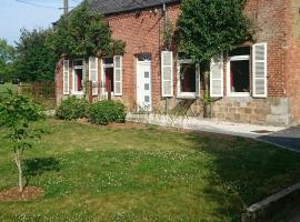 Charmante maison avec jardin, 3 chambres, proche Val Joly - Idéal familles et randonneurs - FR-1-510-157, hotel in Liessies