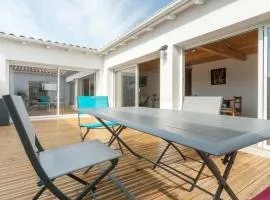 Maison spacieuse à Le Bois-Plage-en-Ré avec terrasse et stationnement - FR-1-835-5
