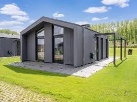 Holiday Home near Kaag Lakes and Leiden Canals
