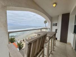 Oceanview Casita 1BR 1 5BA with pool, hotel de playa en Rosarito
