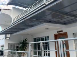 Hotel Villa Mar&iacute;a Coworking, acomoda&ccedil;&atilde;o com cozinha em Villavicencio