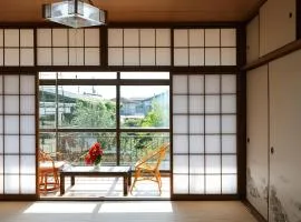 ゲストハウスまりん