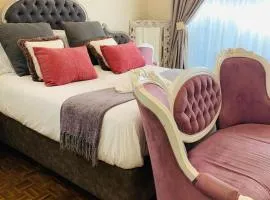 His Oath Guesthouse