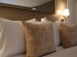 TB Hotel Downtown-Miami Superior Queen Room