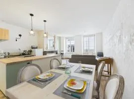 Stylish Renovated Flat in Central Clermont-Ferrand 2 min from Jaude!