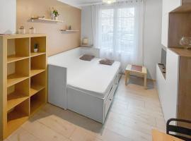 Studio Bien placé Centre Historique de Saintes, hotel di Saintes