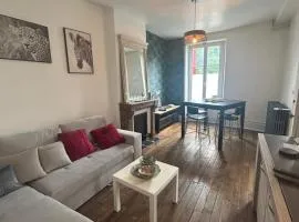 Chez Léa-Magnifique maison au centre-ville