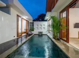Sun-Kissed Luxury - 2BDR Villa with Pool, Seminyak
