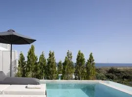 Dea Luna Villas, Heated Pool & 5star Resort Access, By ThinkVilla