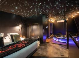 Suite Chic - Antre-parenth&egrave;se, hotel com spa em Gravelines