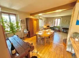 La Secrète en Alsace, Gîte familial spacieux avec jardin, proche Colmar & Route des Vins