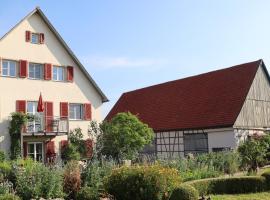 Ferienwohnung auf Biohof Gutso, hotel v destinaci Gaildorf