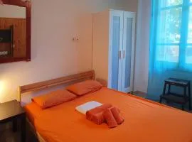 Private room with ensuite bathroom