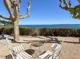 Détente provençale avec vue mer