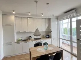 White Apartment Melnyka10