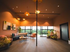 Sage Stays and Trails, lúxustjaldstæði í Zarvar