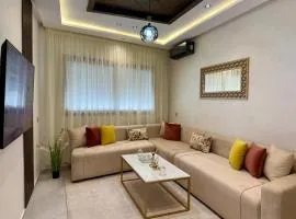 Chic & Bright Apartment