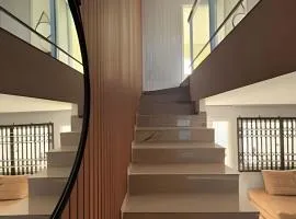 Casa linda com piscina e Bem Próximo ao Parque