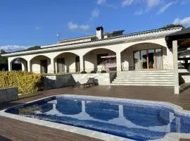 Villa in Mas Mora near Costa Brava Beaches