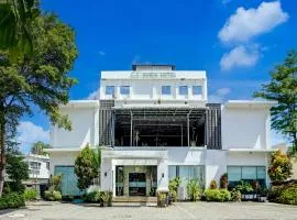 Townhouse Oak Padang near RTH Imam Bonjol formerly Bunda Hotel
