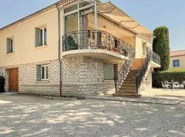 Lovely Home In Sablet