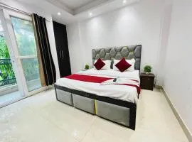 Hotel Seven