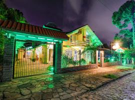 Pousada Casa Suiça, hotel poblíž Letiště Canela - CEL, Canela
