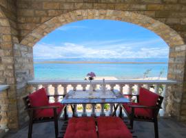 Villa Dado, Hotel in Vir