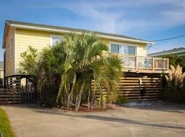 Near Beach Dining & Shops Private Hot Tub