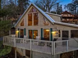 Pigeon Forge View 2 King Bed WiFi Hot Tub