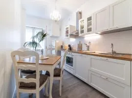 Vatican Shabby apartment double bedrooms