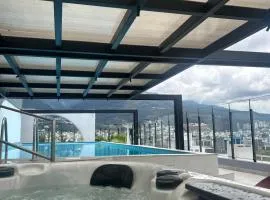 Suite de Lujo Con Spa y Piscina