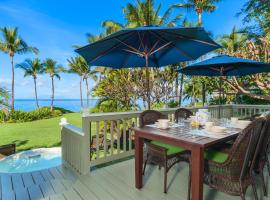 Oceanfront Wailea Sunset Bungalow, Hot Tub, Large Yard!, bungalow en Wailea