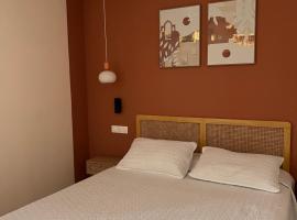 Hotel Restaurant Les Paquebots, hotel v destinaci Port-Vendres