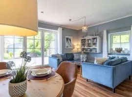 Ferienhaus Süderpiep – 4 individuelle Ferienwohnungen nahe Südstrand Ferienwohnung Robbe – stilvolle EG-Wohnung mit Terrasse in Strandnähe
