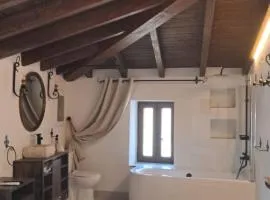Casa Ypsilon Olive Oil